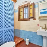 Casa Miraflores * Arenas (Malaga)